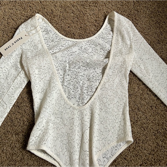 Peace n’ Love Beige Size S/M Bodysuit - Picture 4 of 5